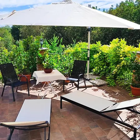 ベッド・アンド・ブレックファスト Il Ghiro Dormiglione Cocconato