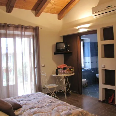 ベッド・アンド・ブレックファスト Il Ghiro Dormiglione Cocconato