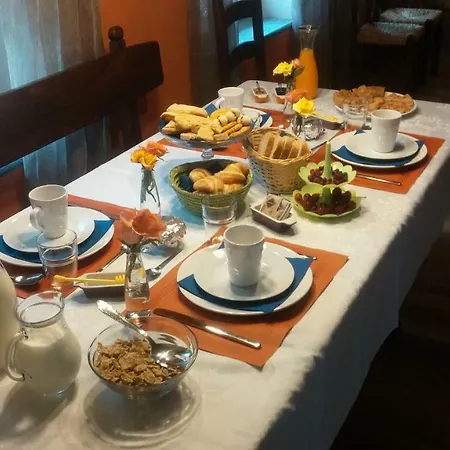 ベッド・アンド・ブレックファスト Il Ghiro Dormiglione Cocconato