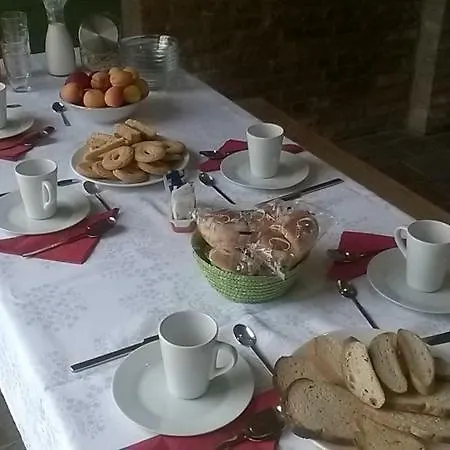Il Ghiro Dormiglione Bed and Breakfast 3*